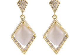 Fashionable High-end Earrings