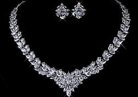 Zircon Flower Stud Necklace Set - AMJ Jewelry & Watches Web Store